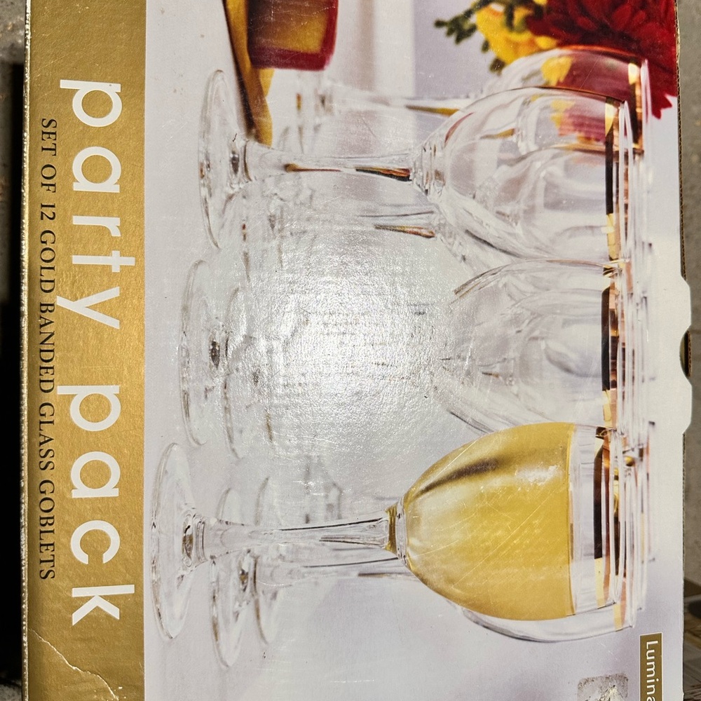 Luminarc Gold Rimmed Glass Goblets - Set of 12